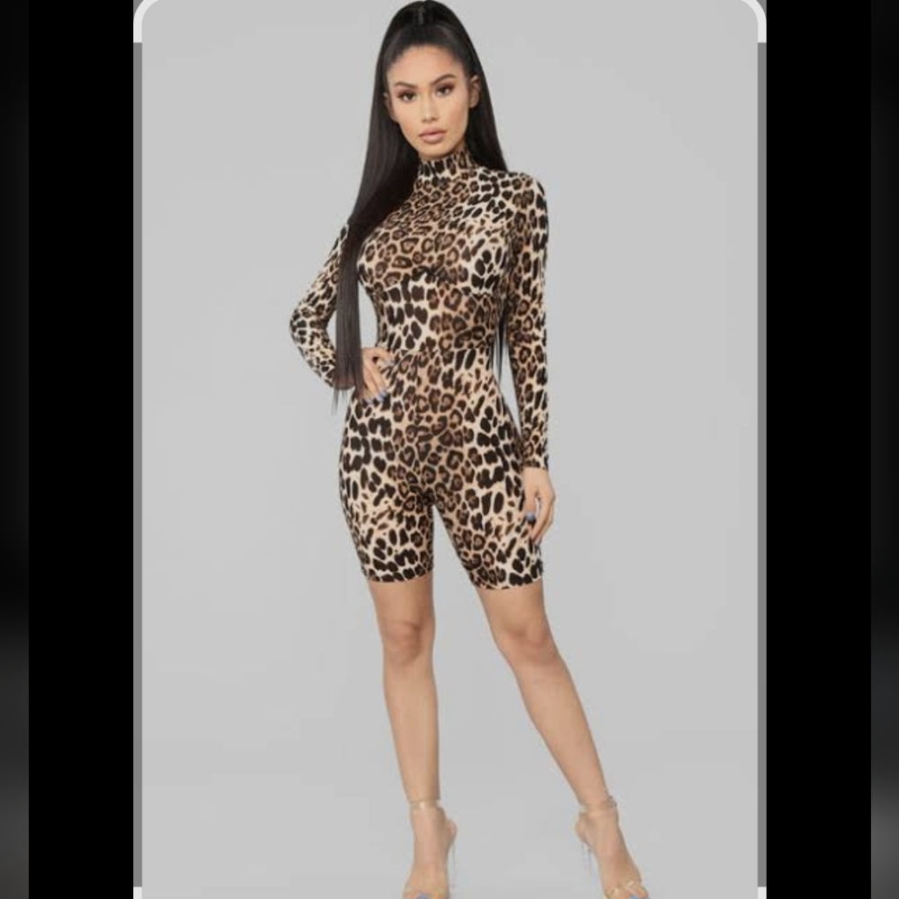 Fashion Nova Leopard Print Long Sleeve Bodysuit - Picture 4 of 13